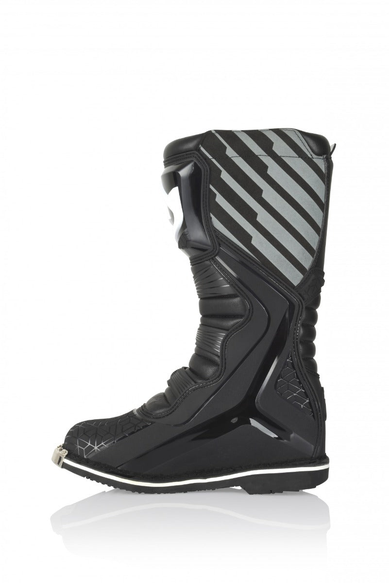 E-TEAM ALL BLACK BOOTS