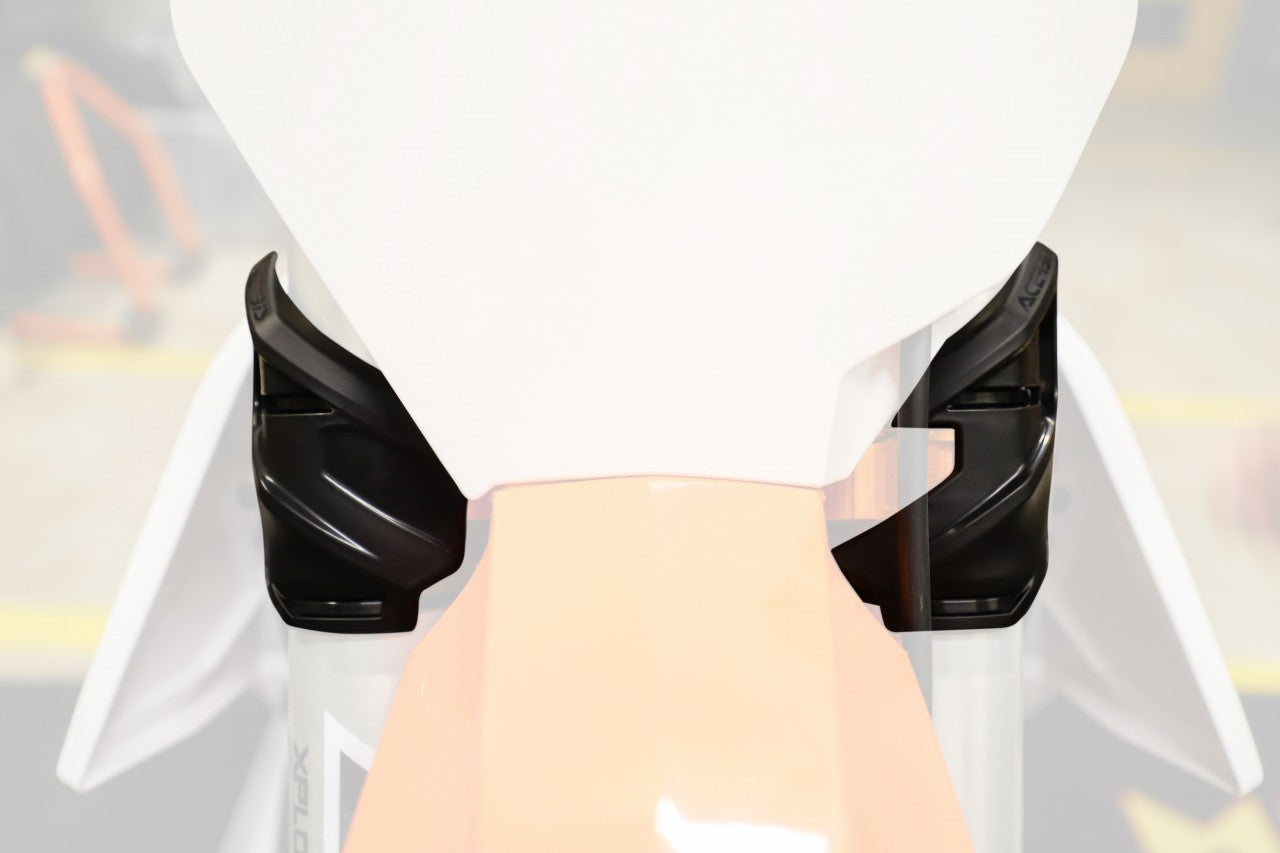 F-ROCK LOWER TRIPLECLAMP COVER