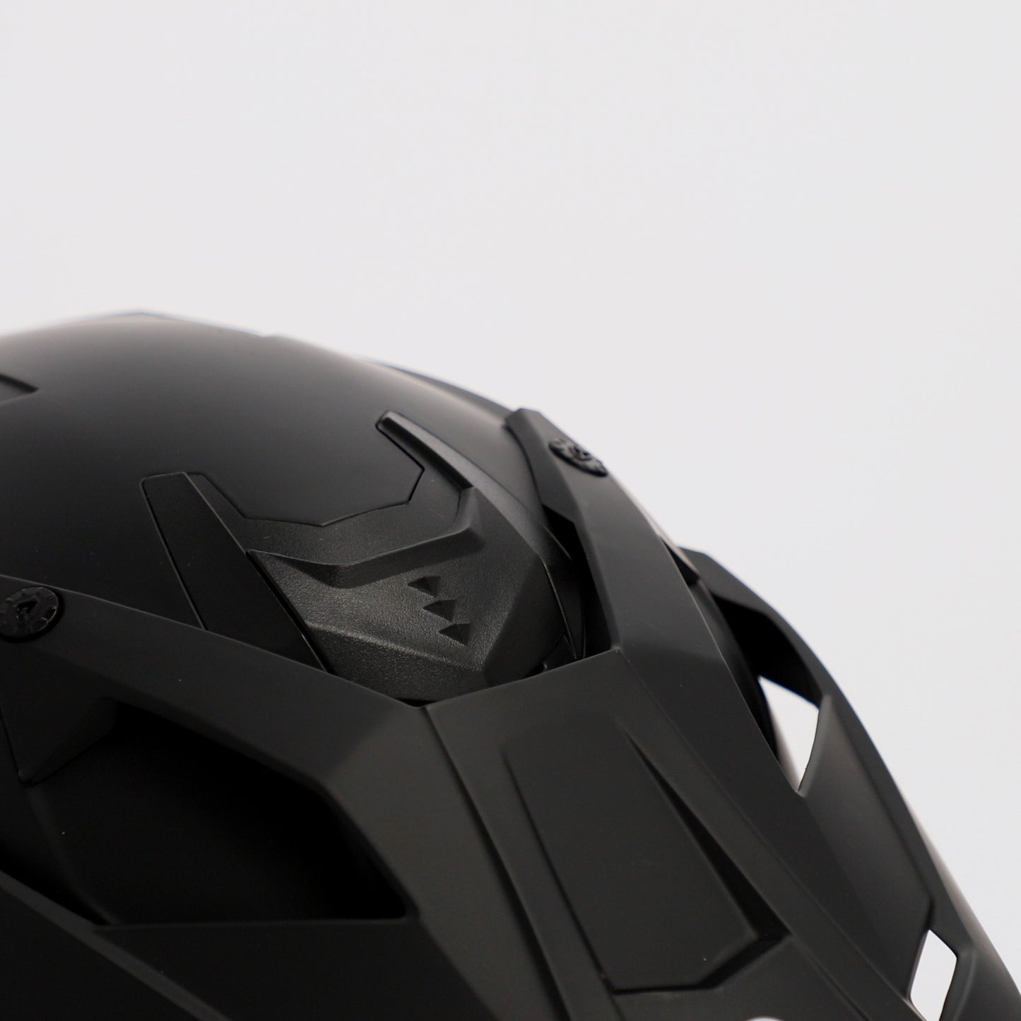 ASSAULT HELMET BLACK 2