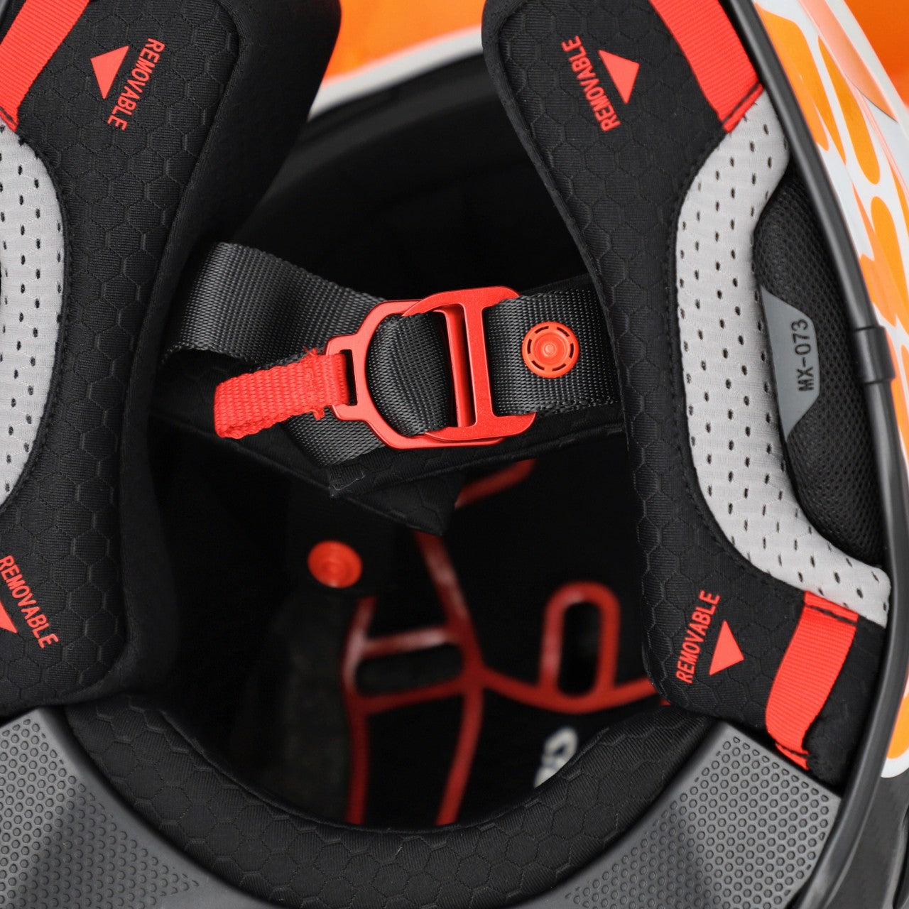 AIRSTRIKE-C CARBON HELMET ORANGE/WHITE 203