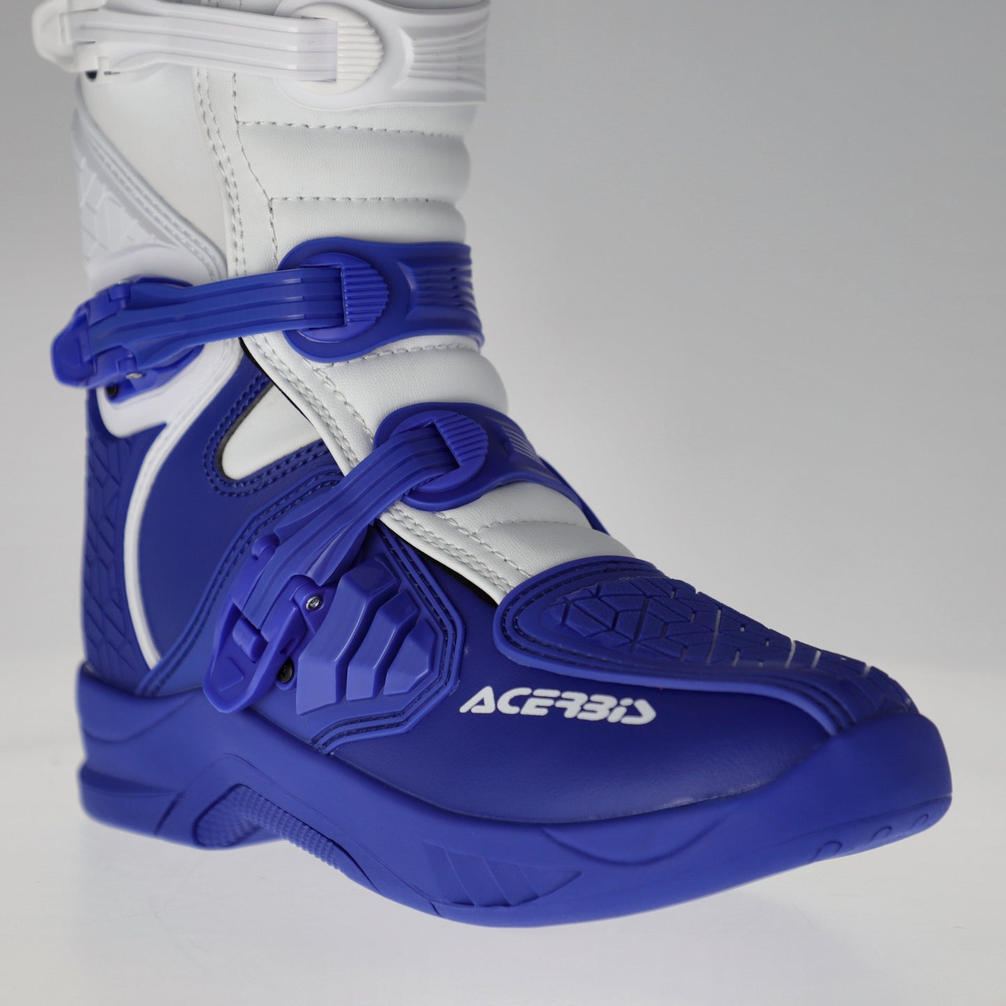 NEW: BOOTS X-TEAM WHITE/BLUE 232