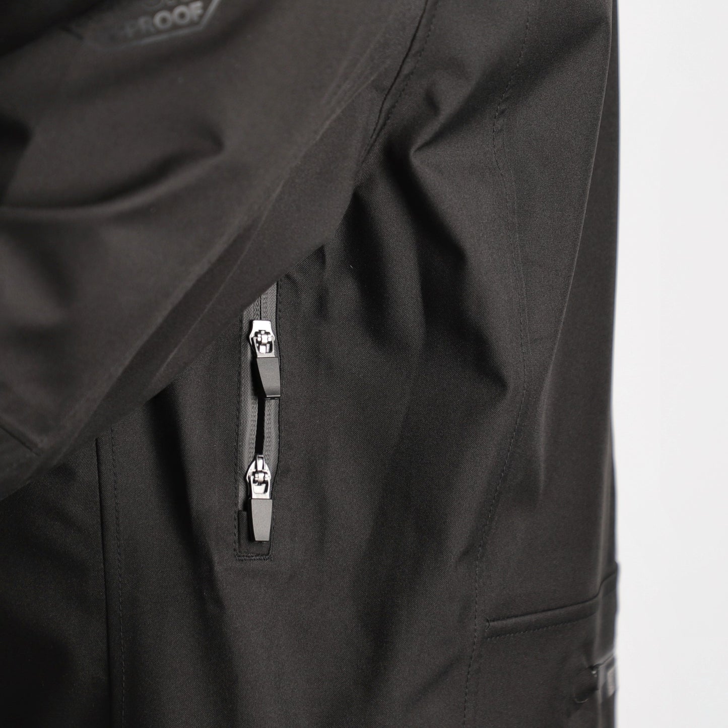 X-DURO WP JACKET BLACK
