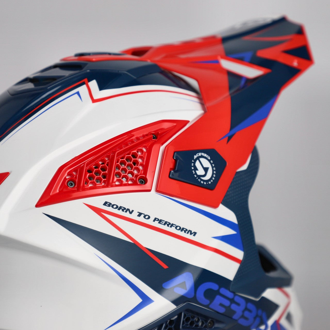AIRSTRIKE-X HELMET WHITE/BLUE/RED FIBRE 034