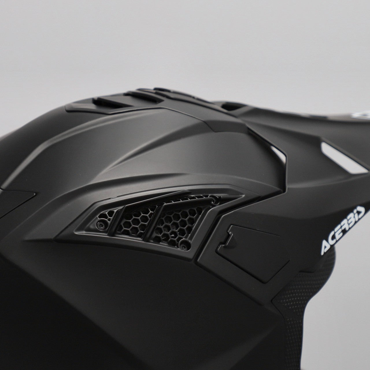 AIRSTRIKE-X HELMET BLACK FIBRE 091