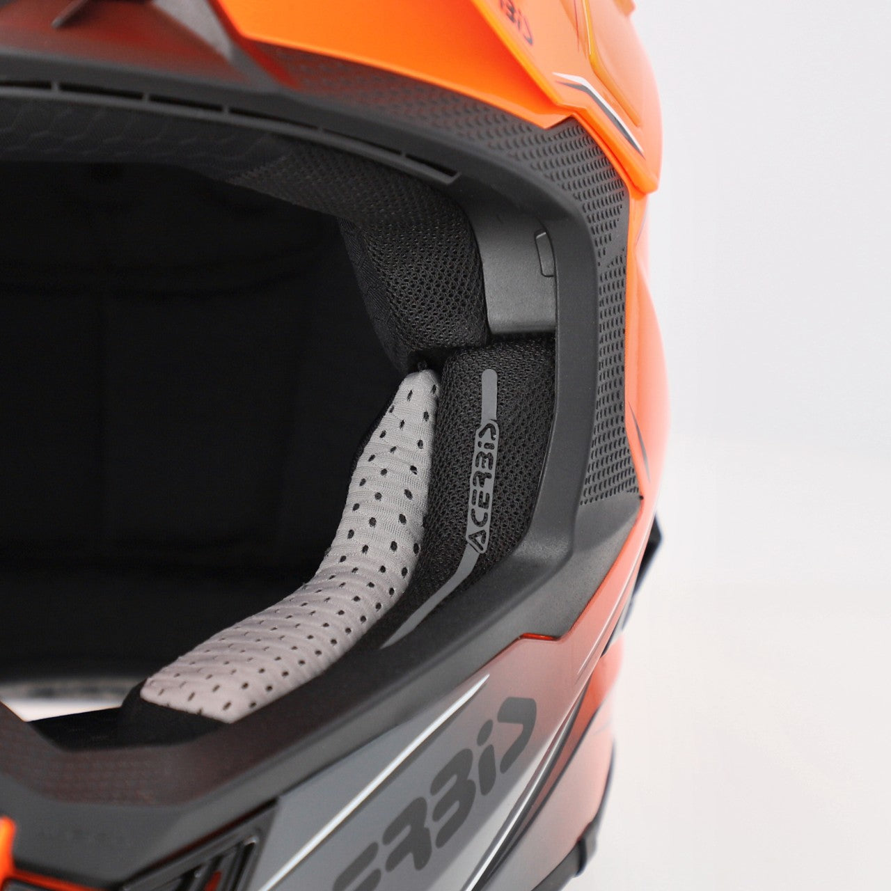 AIRSTRIKE-X HELMET ORANGE/GREY FIBRE 207
