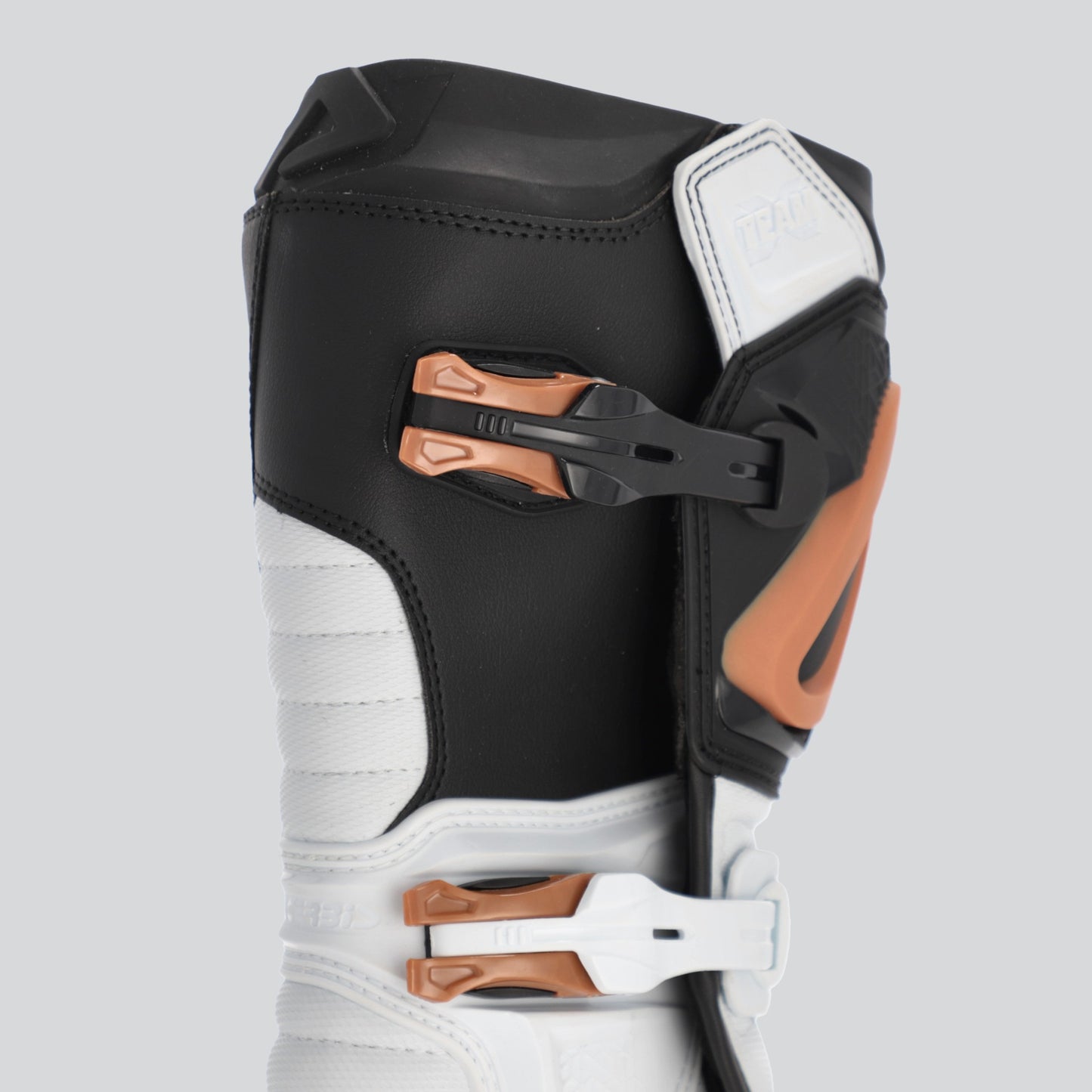 X-TEAM 2.0 BOOTS WHITE/BROWN 236